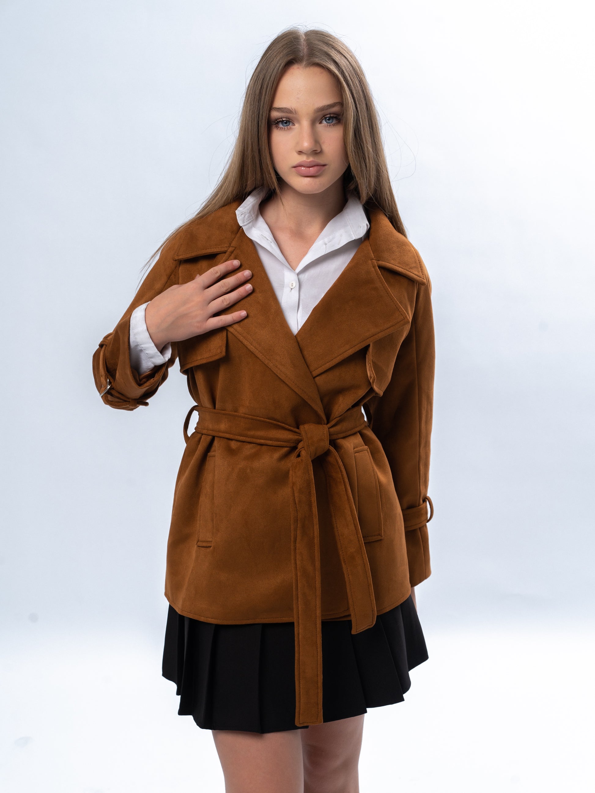 “Teen Girls’ Trench Coat – Stylish Autumn/Winter Wear”